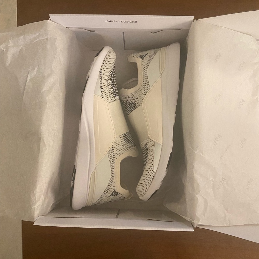 APL Men's TechLoom Bliss - Pristine/Black/White